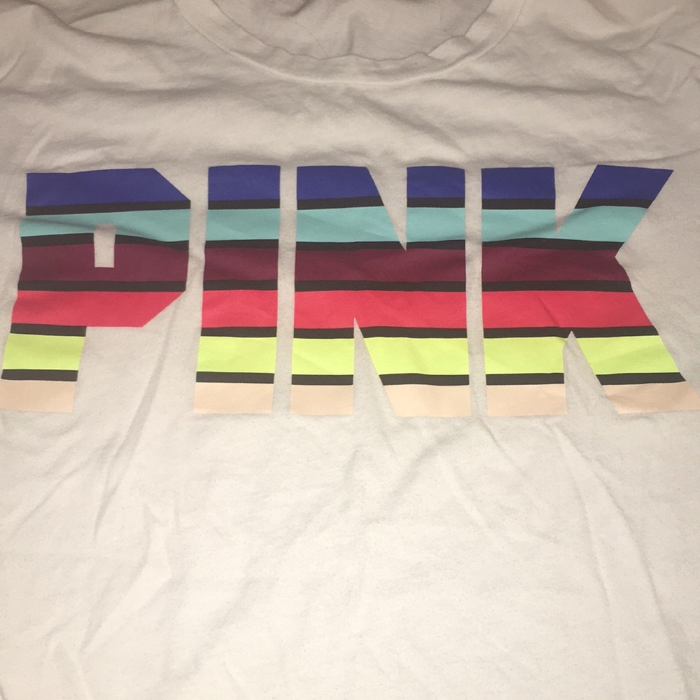VS Pink short sleeve shirt